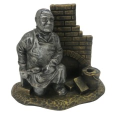 Карандашница "Печник", в патине